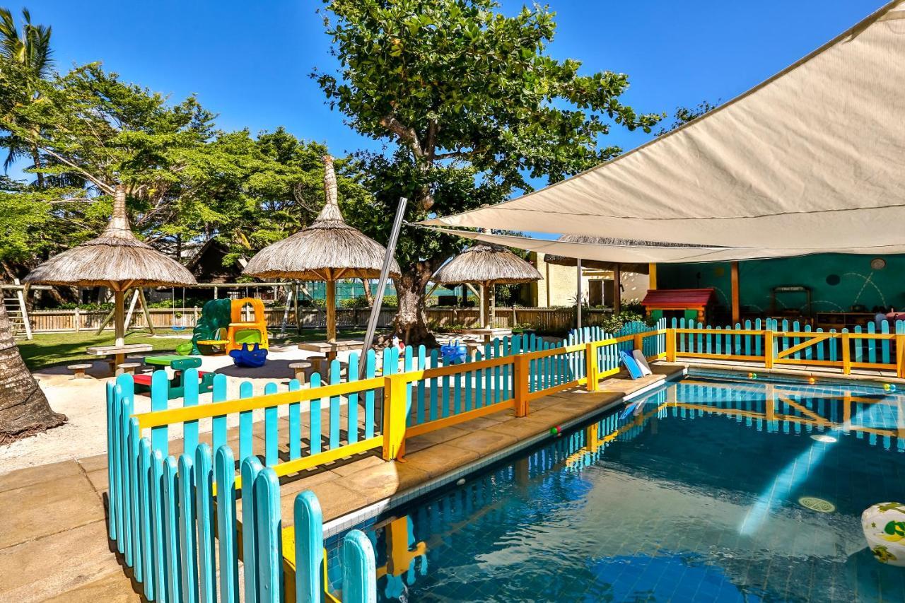 Constance Belle Mare Plage Exterior photo Dolphin Cove